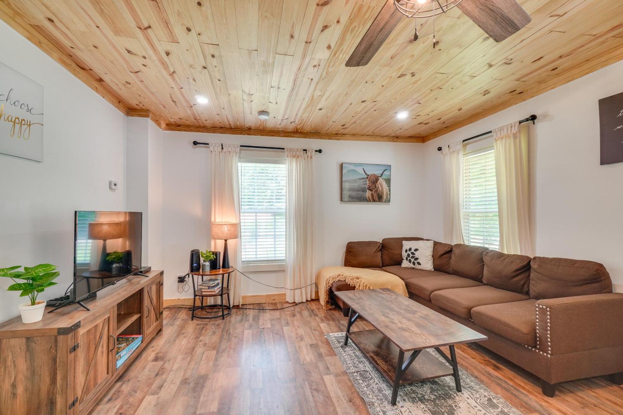 Creekside Ranch With Porch About 2 Mi To Pkwy Villa Pigeon Forge Esterno foto