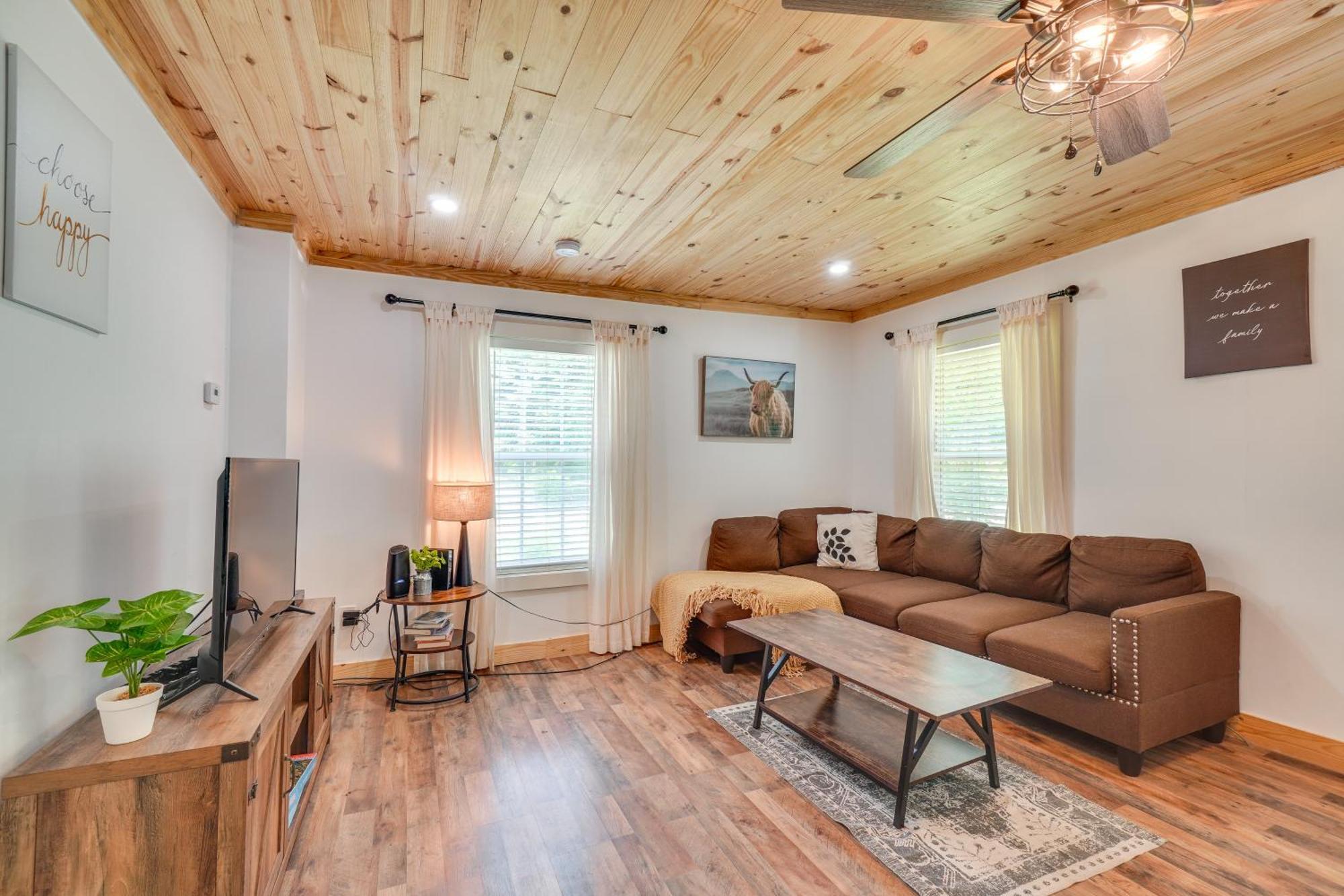 Creekside Ranch With Porch About 2 Mi To Pkwy Villa Pigeon Forge Esterno foto